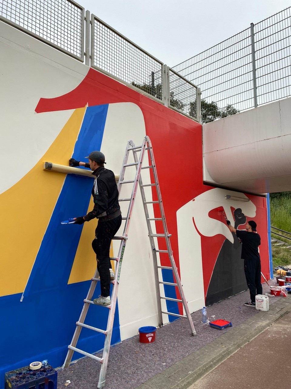 Duurzame muurschildering op de Anthony Fokkerweg 